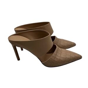 Vince.blush‎ Elegant Tan crocs embossed leather Women's Mules size 41 US10
